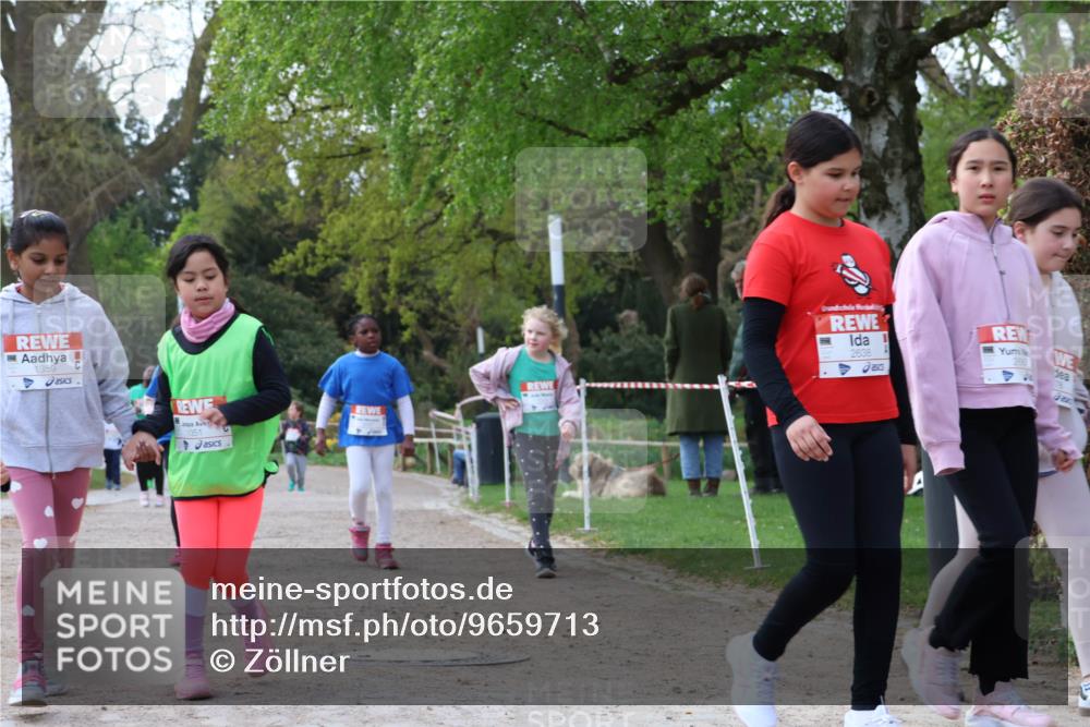25.04.2026 - Das Zehntel Zöllner http://msf.ph/oto/9659713 25.04.2026 07:49:36 Laufen 1359, 1351, 2638 meine-sportfotos.de