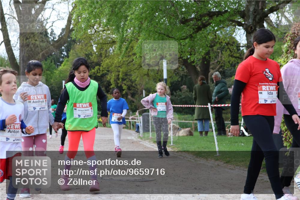 25.04.2026 - Das Zehntel Zöllner http://msf.ph/oto/9659716 25.04.2026 07:49:36 Laufen 2837, 1359, 1351, 2638 meine-sportfotos.de