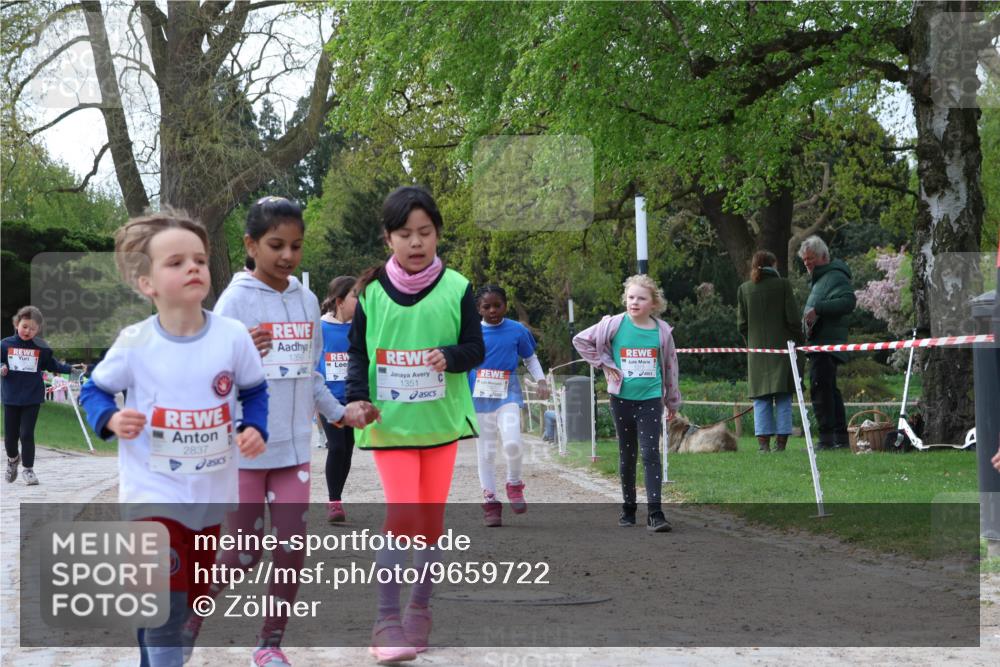 25.04.2026 - Das Zehntel Zöllner http://msf.ph/oto/9659722 25.04.2026 07:49:36 Laufen 2837, 1359, 1351 meine-sportfotos.de