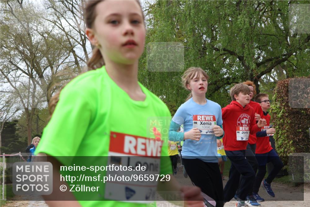 25.04.2026 - Das Zehntel Zöllner http://msf.ph/oto/9659729 25.04.2026 11:43:48 Laufen 10696, 12718, 75, 1060 meine-sportfotos.de