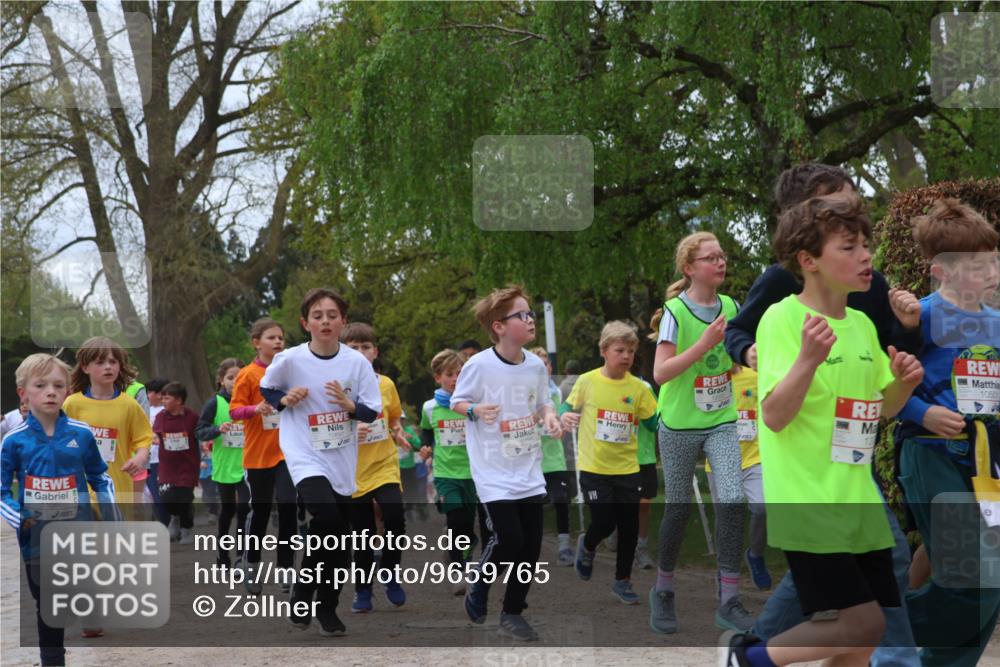 25.04.2026 - Das Zehntel Zöllner http://msf.ph/oto/9659765 25.04.2026 11:43:50 Laufen 11068, 1050 meine-sportfotos.de