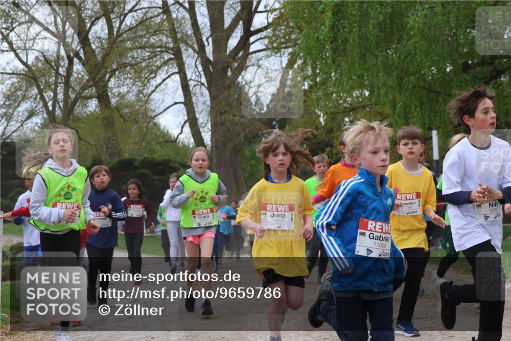 25.04.2026 - Das Zehntel Zöllner http://msf.ph/oto/9659786 25.04.2026 11:43:51 Laufen 11781, 11068, 11796, 10891 meine-sportfotos.de
