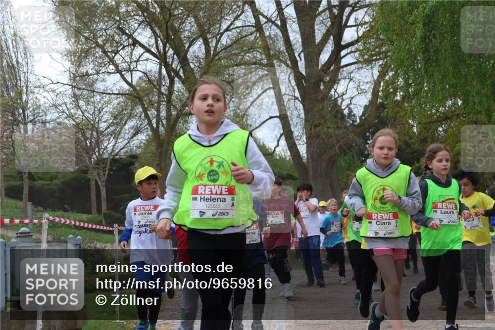 25.04.2026 - Das Zehntel Zöllner http://msf.ph/oto/9659816 25.04.2026 11:43:52 Laufen 12903, 1949, 12025, 12047, 11014 meine-sportfotos.de