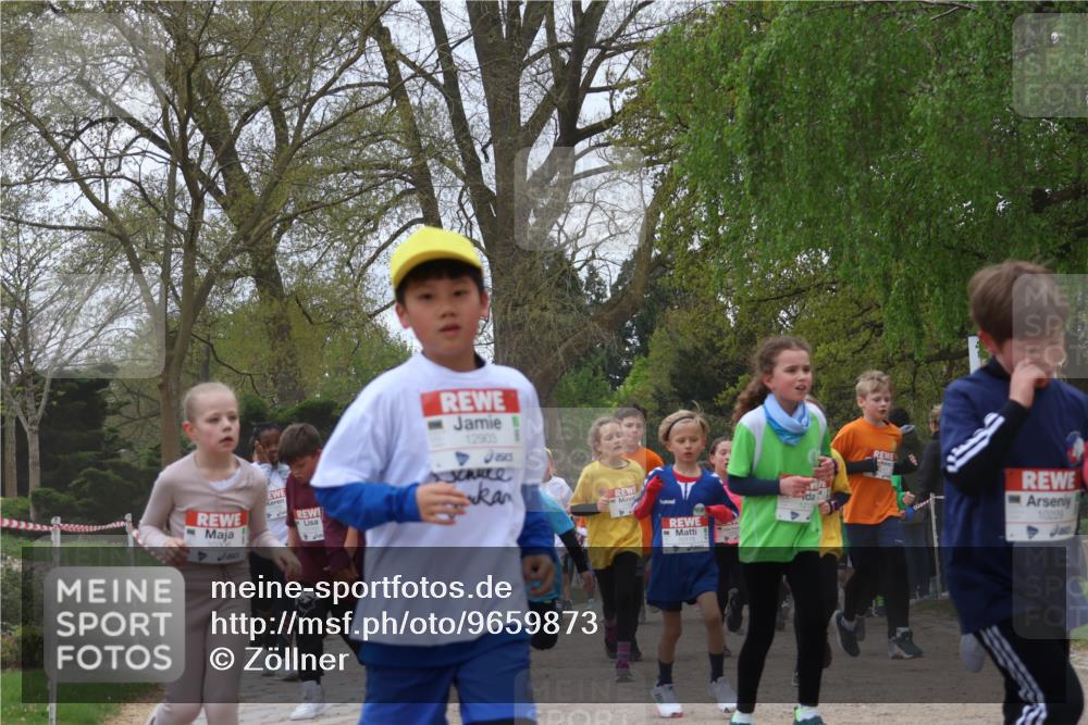 25.04.2026 - Das Zehntel Zöllner http://msf.ph/oto/9659873 25.04.2026 11:43:53 Laufen 10306, 12903, 10229 meine-sportfotos.de
