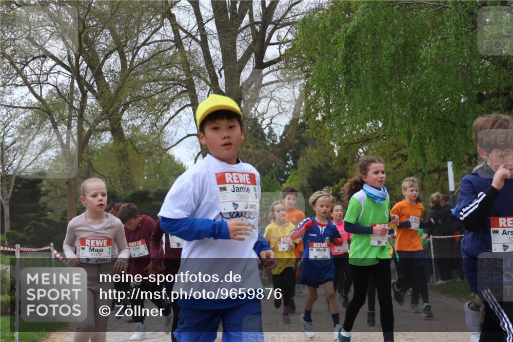 25.04.2026 - Das Zehntel Zöllner http://msf.ph/oto/9659876 25.04.2026 11:43:53 Laufen 10306, 12903, 10 meine-sportfotos.de