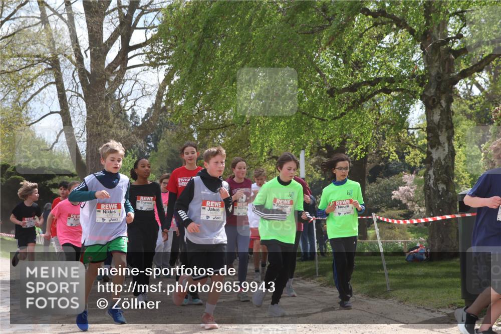 25.04.2026 - Das Zehntel Zöllner http://msf.ph/oto/9659943 25.04.2026 13:46:33 Laufen 16757, 16751 meine-sportfotos.de