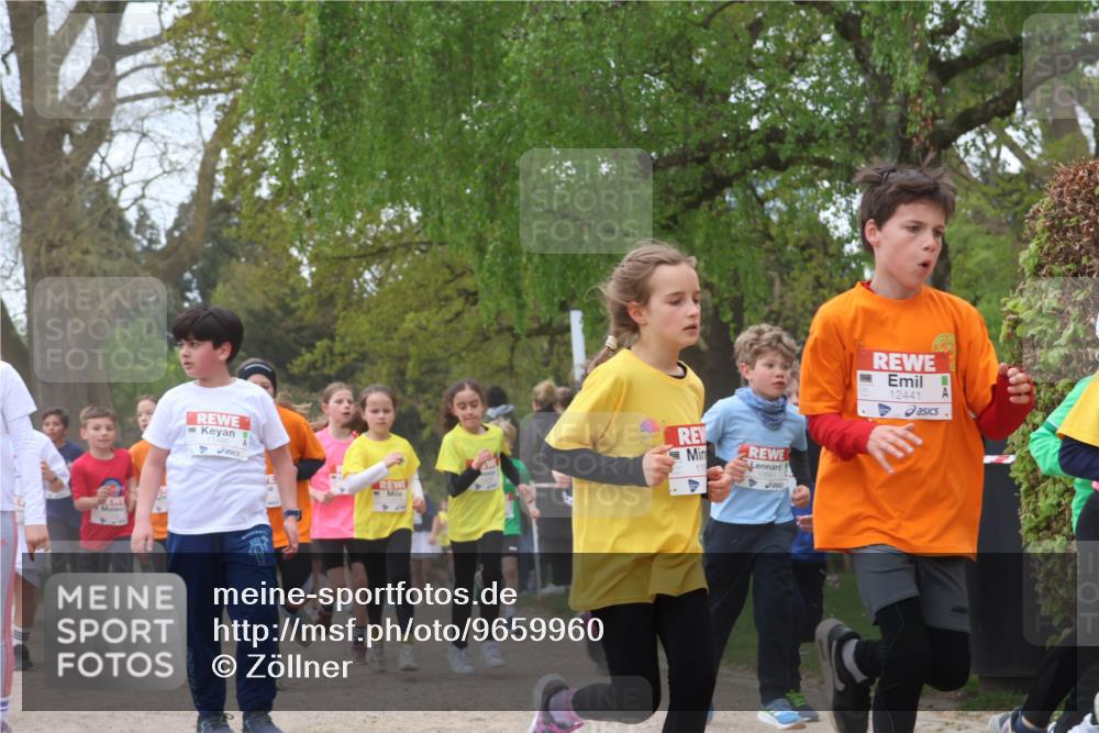 25.04.2026 - Das Zehntel Zöllner http://msf.ph/oto/9659960 25.04.2026 11:43:56 Laufen 10681, 12441 meine-sportfotos.de