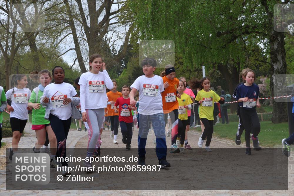 25.04.2026 - Das Zehntel Zöllner http://msf.ph/oto/9659987 25.04.2026 11:43:57 Laufen 11499, 11504, 11486, 12466 meine-sportfotos.de