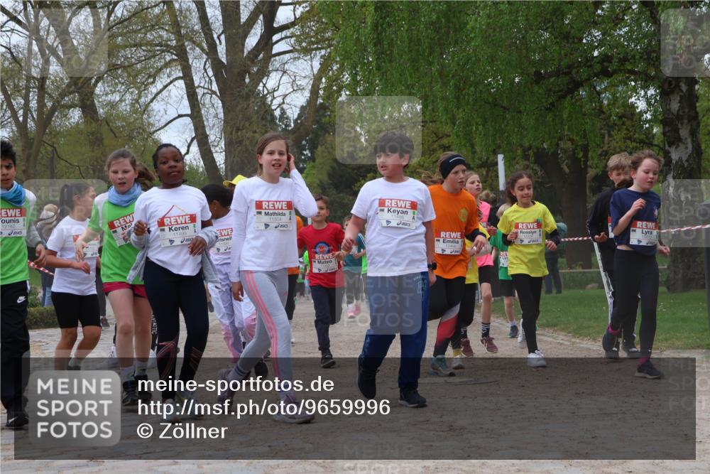 25.04.2026 - Das Zehntel Zöllner http://msf.ph/oto/9659996 25.04.2026 11:43:57 Laufen 12182, 11499, 11504, 11486 meine-sportfotos.de