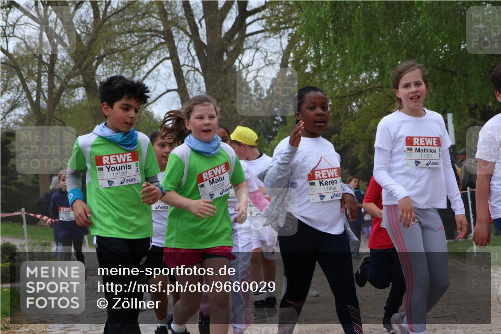 25.04.2026 - Das Zehntel Zöllner http://msf.ph/oto/9660029 25.04.2026 11:43:58 Laufen 12182, 12209, 11499, 11504 meine-sportfotos.de