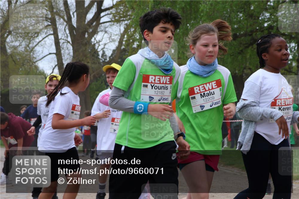25.04.2026 - Das Zehntel Zöllner http://msf.ph/oto/9660071 25.04.2026 11:43:59 Laufen 12182, 12182, 12209, 1499, 111 meine-sportfotos.de