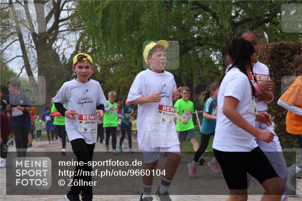 25.04.2026 - Das Zehntel Zöllner http://msf.ph/oto/9660104 25.04.2026 11:44:00 Laufen 12915, 12922 meine-sportfotos.de