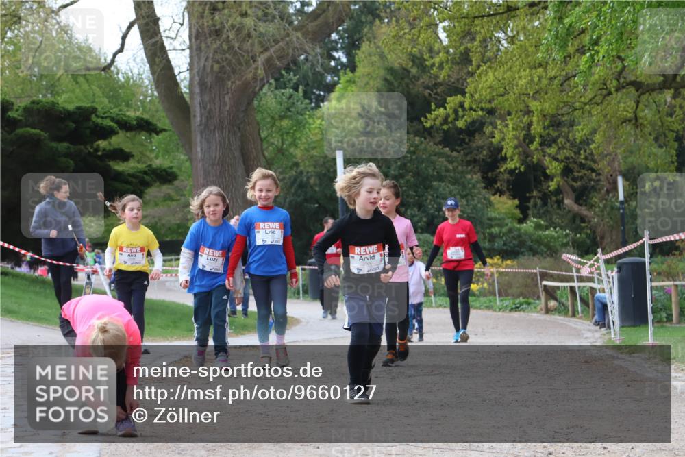 25.04.2026 - Das Zehntel Zöllner http://msf.ph/oto/9660127 25.04.2026 07:49:56 Laufen 3906 meine-sportfotos.de