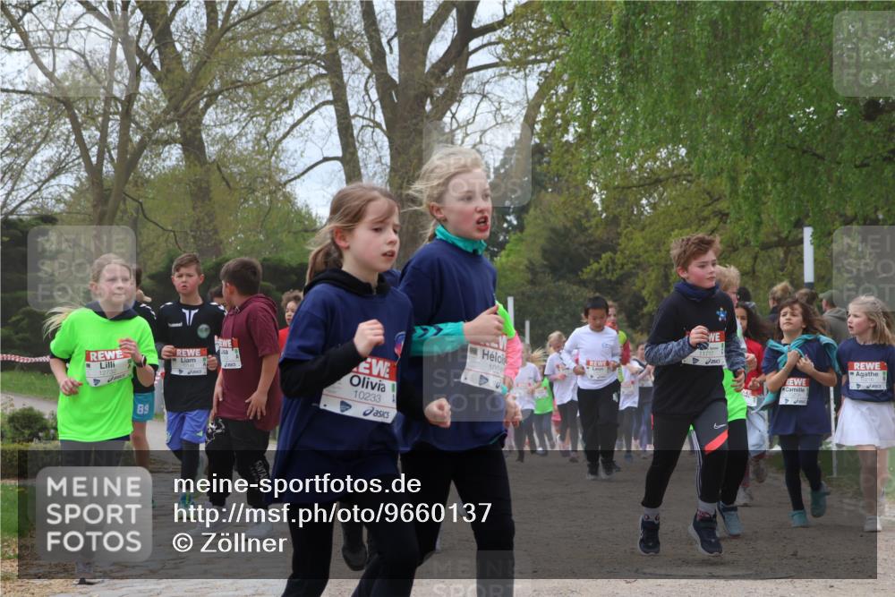 25.04.2026 - Das Zehntel Zöllner http://msf.ph/oto/9660137 25.04.2026 11:44:01 Laufen 11717, 1024, 12732, 10233, 89 meine-sportfotos.de