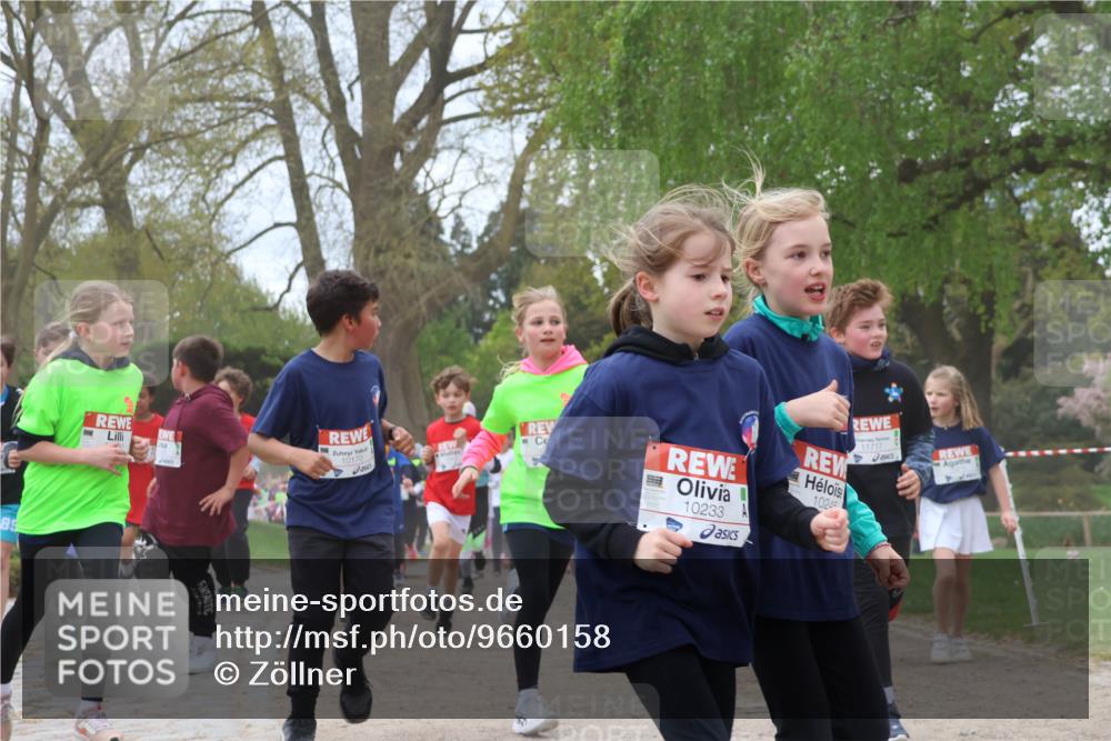 25.04.2026 - Das Zehntel Zöllner http://msf.ph/oto/9660158 25.04.2026 11:44:02 Laufen 10170, 10233, 1024, 11717 meine-sportfotos.de