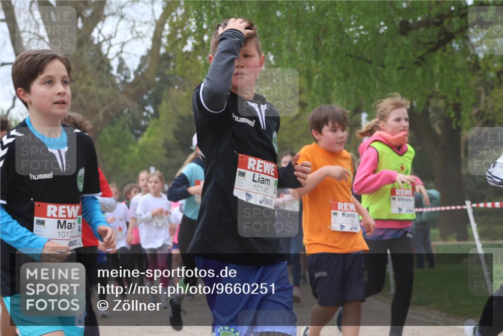 25.04.2026 - Das Zehntel Zöllner http://msf.ph/oto/9660251 25.04.2026 11:44:05 Laufen 1013, 10146, 1239 meine-sportfotos.de
