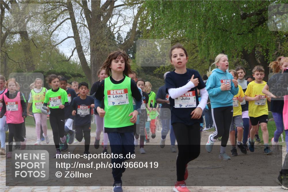 25.04.2026 - Das Zehntel Zöllner http://msf.ph/oto/9660419 25.04.2026 11:44:10 Laufen 10822, 10242, 20, 12288 meine-sportfotos.de