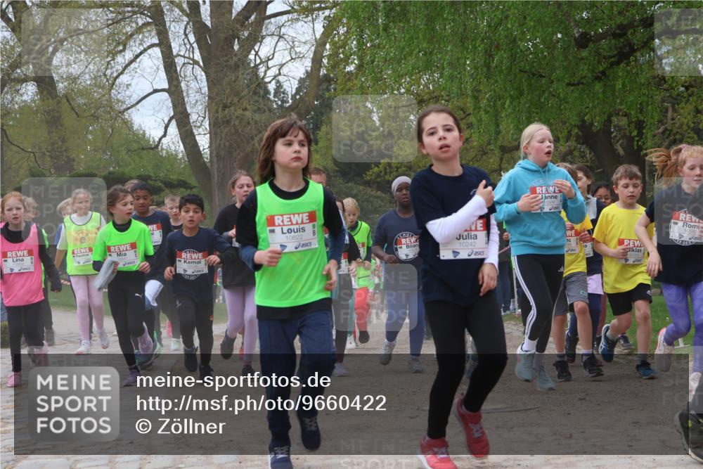 25.04.2026 - Das Zehntel Zöllner http://msf.ph/oto/9660422 25.04.2026 11:44:10 Laufen 10822, 10242, 20, 285, 12288, 10589 meine-sportfotos.de