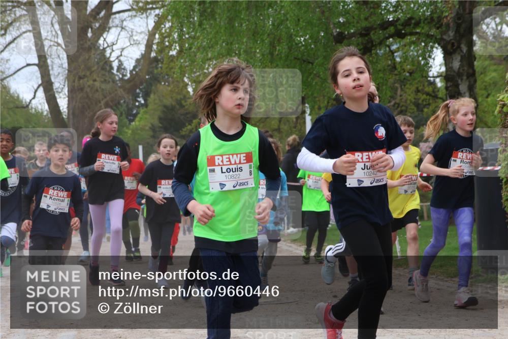 25.04.2026 - Das Zehntel Zöllner http://msf.ph/oto/9660446 25.04.2026 11:44:11 Laufen 10526, 10822, 10242, 12288 meine-sportfotos.de