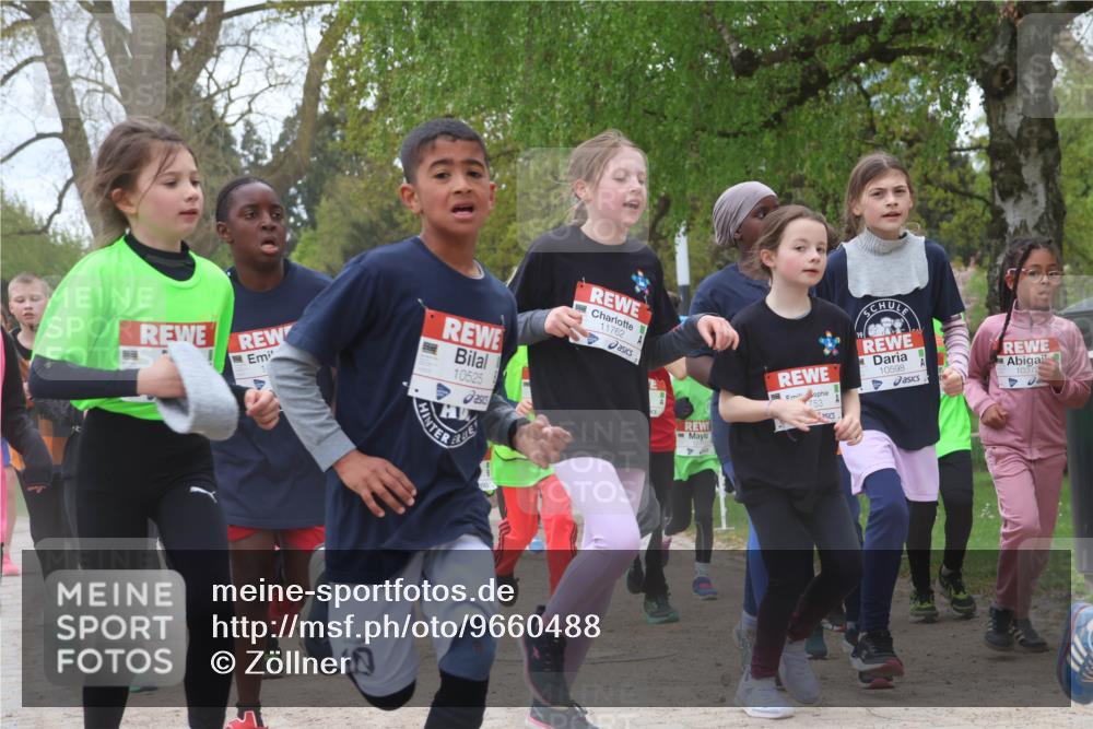 25.04.2026 - Das Zehntel Zöllner http://msf.ph/oto/9660488 25.04.2026 11:44:12 Laufen 10525, 11762, 753, 10598, 10372 meine-sportfotos.de