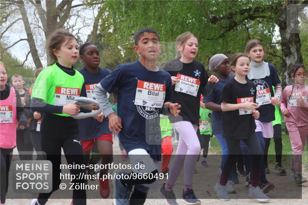 25.04.2026 - Das Zehntel Zöllner http://msf.ph/oto/9660491 25.04.2026 11:44:12 Laufen 634, 12, 10525, 11762, 10598, 10 meine-sportfotos.de