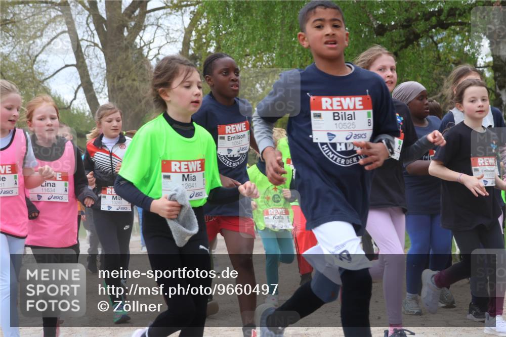 25.04.2026 - Das Zehntel Zöllner http://msf.ph/oto/9660497 25.04.2026 11:44:12 Laufen 51, 11634, 10283, 12641, 10547, 10525, 1949 meine-sportfotos.de