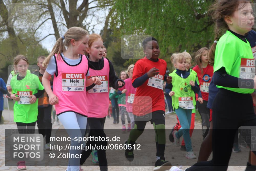 25.04.2026 - Das Zehntel Zöllner http://msf.ph/oto/9660512 25.04.2026 11:44:13 Laufen 12630, 11661, 11634, 10976, 106 meine-sportfotos.de