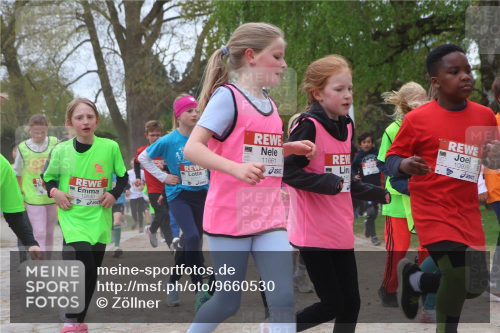 25.04.2026 - Das Zehntel Zöllner http://msf.ph/oto/9660530 25.04.2026 11:44:13 Laufen 12630, 10411, 11661, 163, 10976 meine-sportfotos.de