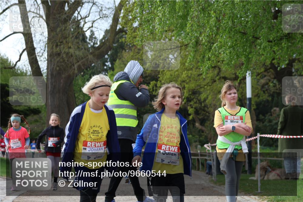 25.04.2026 - Das Zehntel Zöllner http://msf.ph/oto/9660544 25.04.2026 07:50:26 Laufen 2697, 2692, 14 meine-sportfotos.de