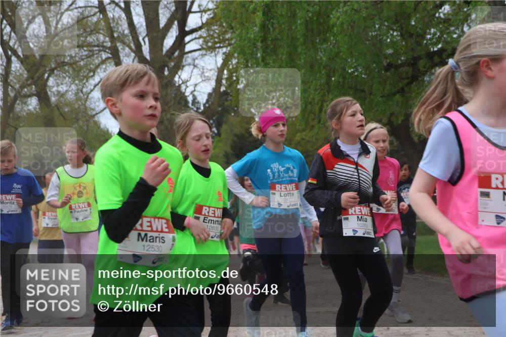25.04.2026 - Das Zehntel Zöllner http://msf.ph/oto/9660548 25.04.2026 11:44:14 Laufen 12530, 12630, 10411, 10283 meine-sportfotos.de