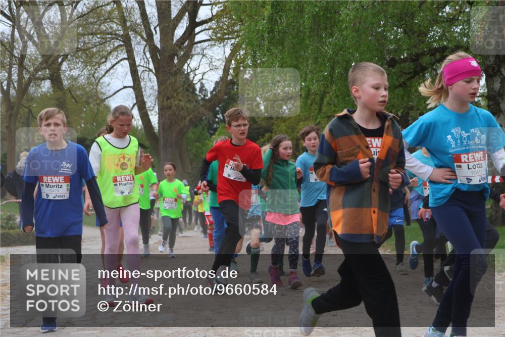 25.04.2026 - Das Zehntel Zöllner http://msf.ph/oto/9660584 25.04.2026 11:44:15 Laufen 10479, 10971, 428, 10411 meine-sportfotos.de