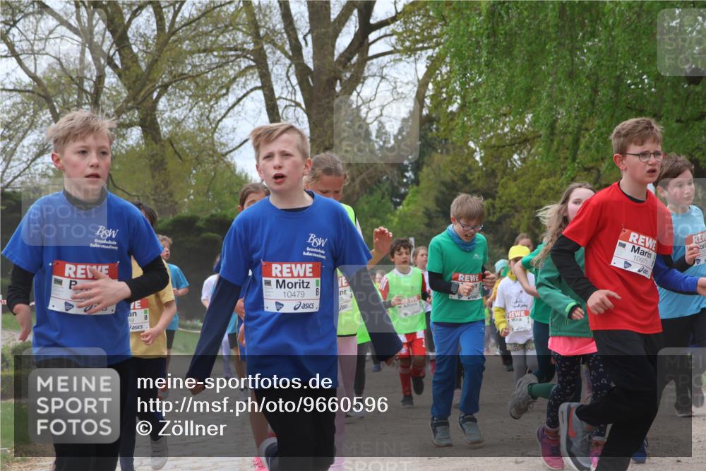 25.04.2026 - Das Zehntel Zöllner http://msf.ph/oto/9660596 25.04.2026 11:44:15 Laufen 49, 10479, 38, 10971 meine-sportfotos.de