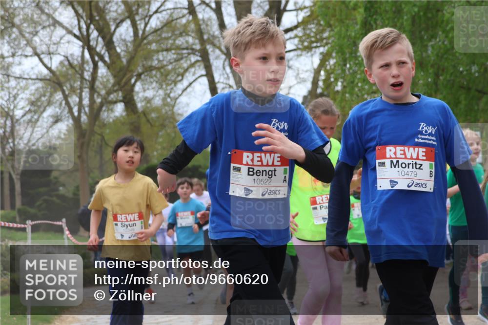25.04.2026 - Das Zehntel Zöllner http://msf.ph/oto/9660620 25.04.2026 11:44:16 Laufen 30, 10349, 10522, 10479 meine-sportfotos.de