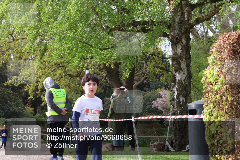25.04.2026 - Das Zehntel Zöllner http://msf.ph/oto/9660658 25.04.2026 07:50:35 Laufen 4073 meine-sportfotos.de