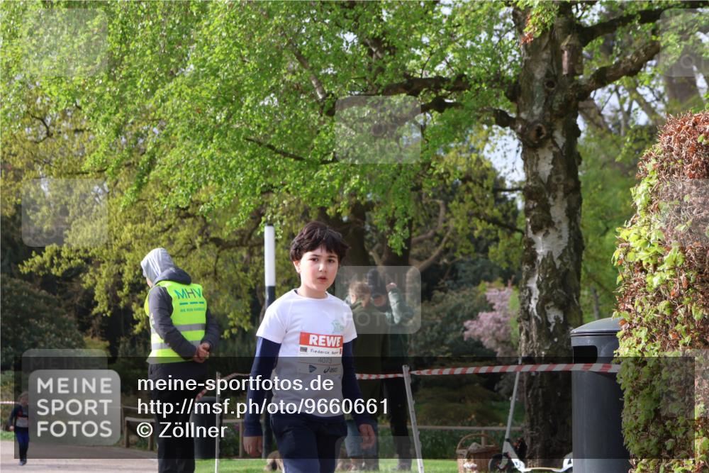25.04.2026 - Das Zehntel Zöllner http://msf.ph/oto/9660661 25.04.2026 07:50:35 Laufen 4073 meine-sportfotos.de