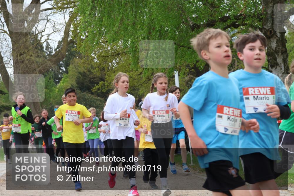25.04.2026 - Das Zehntel Zöllner http://msf.ph/oto/9660719 25.04.2026 11:44:19 Laufen 11906, 11910, 1251 meine-sportfotos.de
