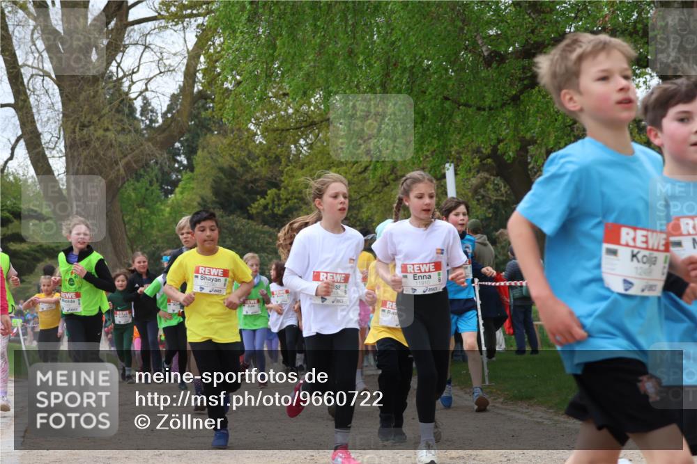 25.04.2026 - Das Zehntel Zöllner http://msf.ph/oto/9660722 25.04.2026 11:44:19 Laufen 906, 11910, 124 meine-sportfotos.de