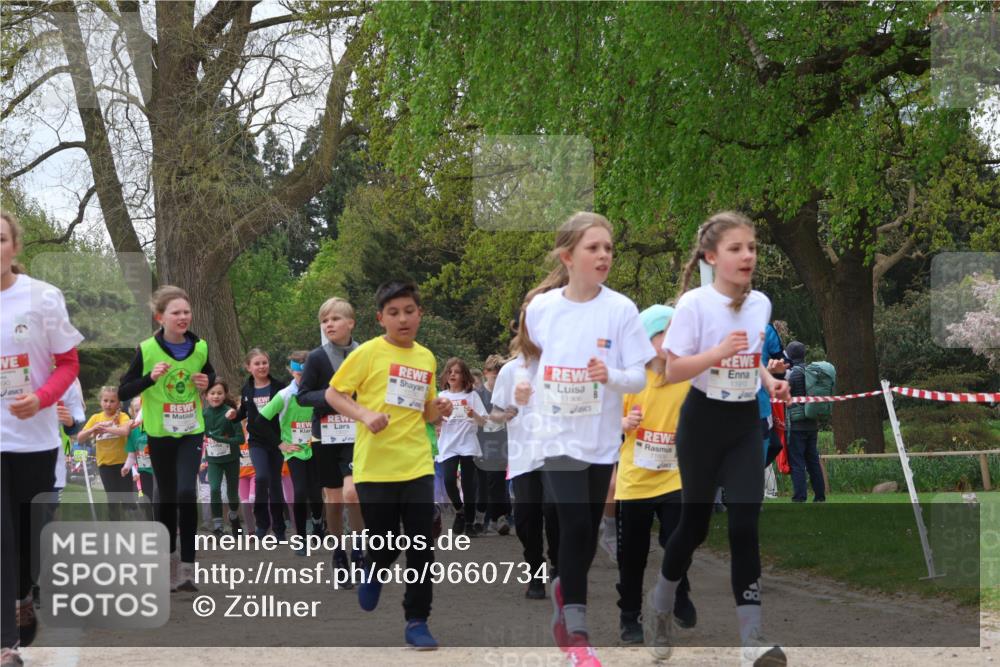 25.04.2026 - Das Zehntel Zöllner http://msf.ph/oto/9660734 25.04.2026 11:44:19 Laufen 11906, 11910 meine-sportfotos.de
