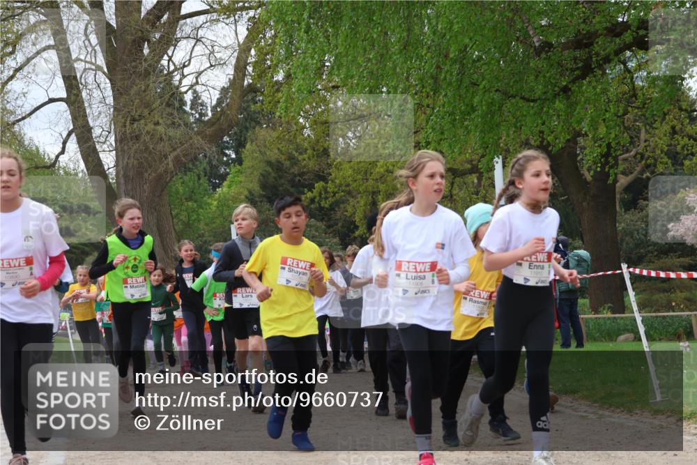 25.04.2026 - Das Zehntel Zöllner http://msf.ph/oto/9660737 25.04.2026 11:44:19 Laufen 10890, 11906, 11910 meine-sportfotos.de