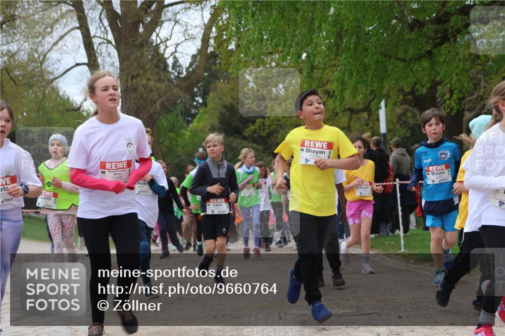 25.04.2026 - Das Zehntel Zöllner http://msf.ph/oto/9660764 25.04.2026 11:44:20 Laufen 393, 10890, 1888, 12280 meine-sportfotos.de