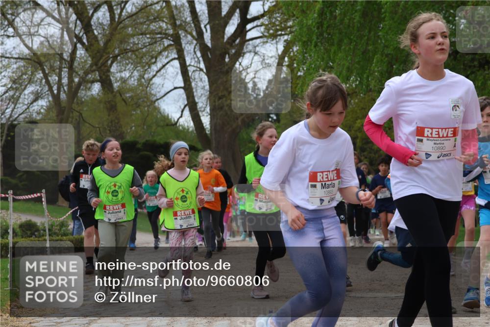 25.04.2026 - Das Zehntel Zöllner http://msf.ph/oto/9660806 25.04.2026 11:44:21 Laufen 10893, 10890 meine-sportfotos.de