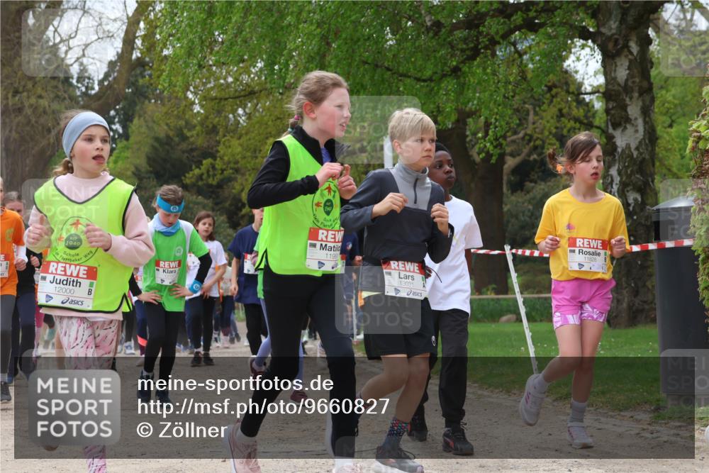 25.04.2026 - Das Zehntel Zöllner http://msf.ph/oto/9660827 25.04.2026 11:44:22 Laufen 1949, 12000, 1949, 1199, 13031, 11828 meine-sportfotos.de