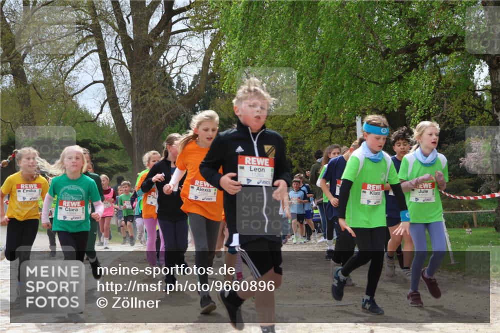 25.04.2026 - Das Zehntel Zöllner http://msf.ph/oto/9660896 25.04.2026 11:44:24 Laufen 12395, 11263, 12131, 12157 meine-sportfotos.de