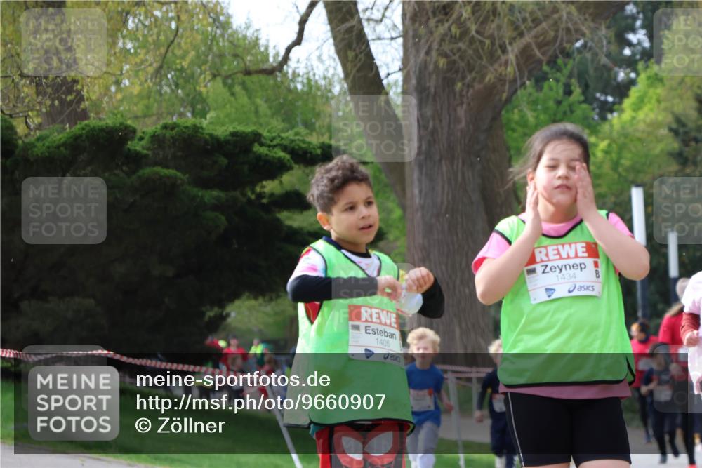 25.04.2026 - Das Zehntel Zöllner http://msf.ph/oto/9660907 25.04.2026 07:50:56 Laufen 100, 1405, 1434 meine-sportfotos.de