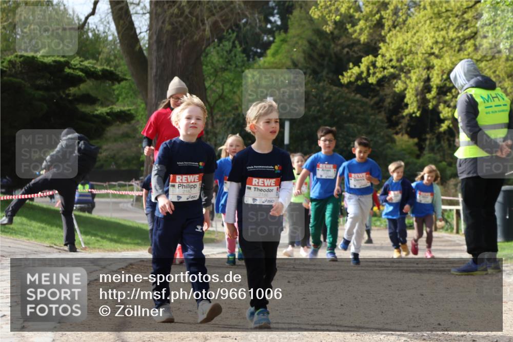 25.04.2026 - Das Zehntel Zöllner http://msf.ph/oto/9661006 25.04.2026 07:51:07 Laufen 2182, 2186 meine-sportfotos.de