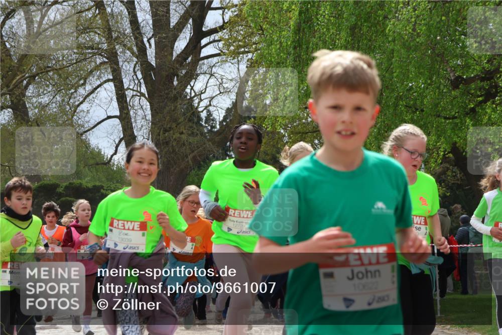 25.04.2026 - Das Zehntel Zöllner http://msf.ph/oto/9661007 25.04.2026 11:44:27 Laufen 12003, 13039, 12729, 10622 meine-sportfotos.de