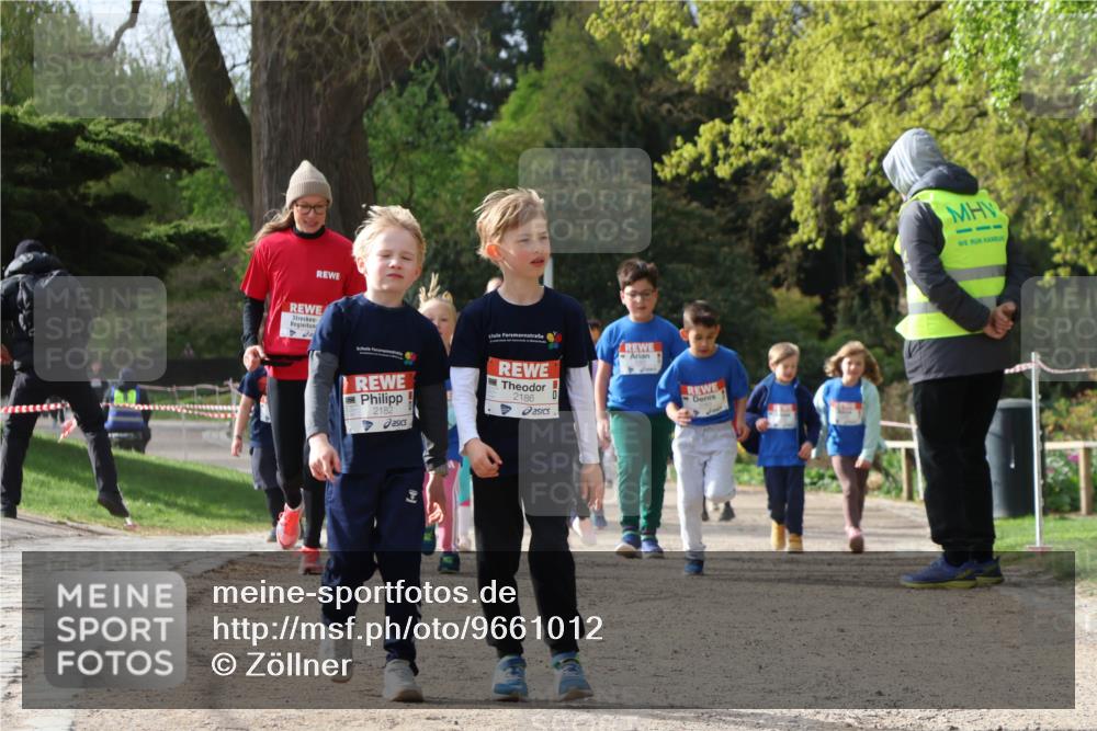 25.04.2026 - Das Zehntel Zöllner http://msf.ph/oto/9661012 25.04.2026 07:51:07 Laufen 2182, 2186 meine-sportfotos.de