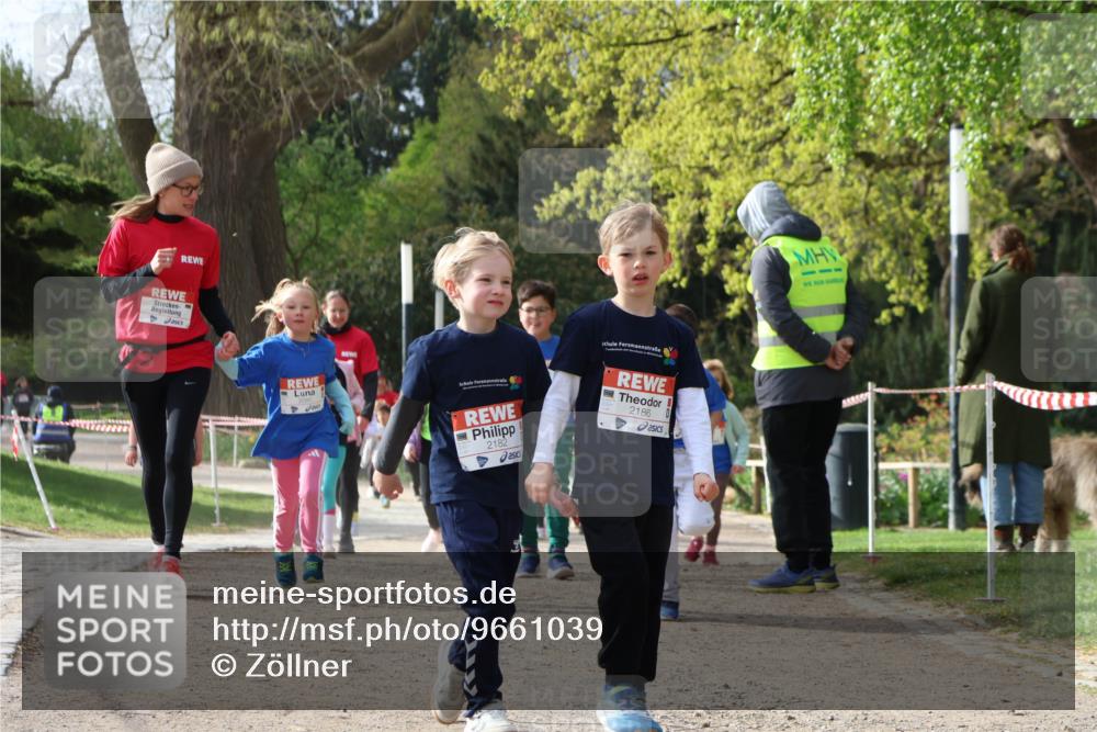 25.04.2026 - Das Zehntel Zöllner http://msf.ph/oto/9661039 25.04.2026 07:51:09 Laufen 2182, 2186 meine-sportfotos.de