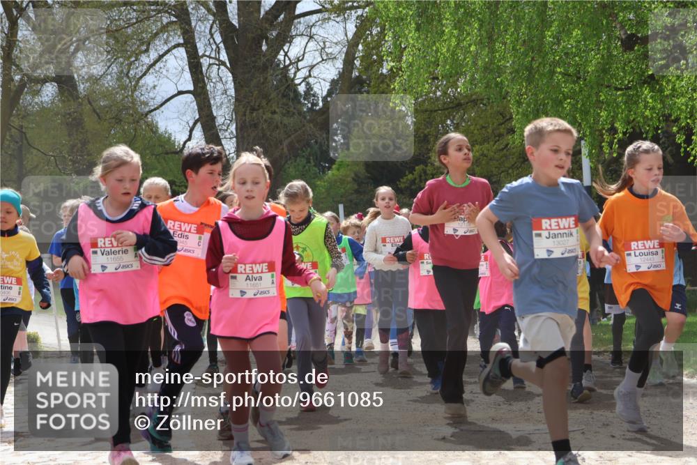 25.04.2026 - Das Zehntel Zöllner http://msf.ph/oto/9661085 25.04.2026 11:44:30 Laufen 11655, 11651, 12128, 13027, 12443 meine-sportfotos.de