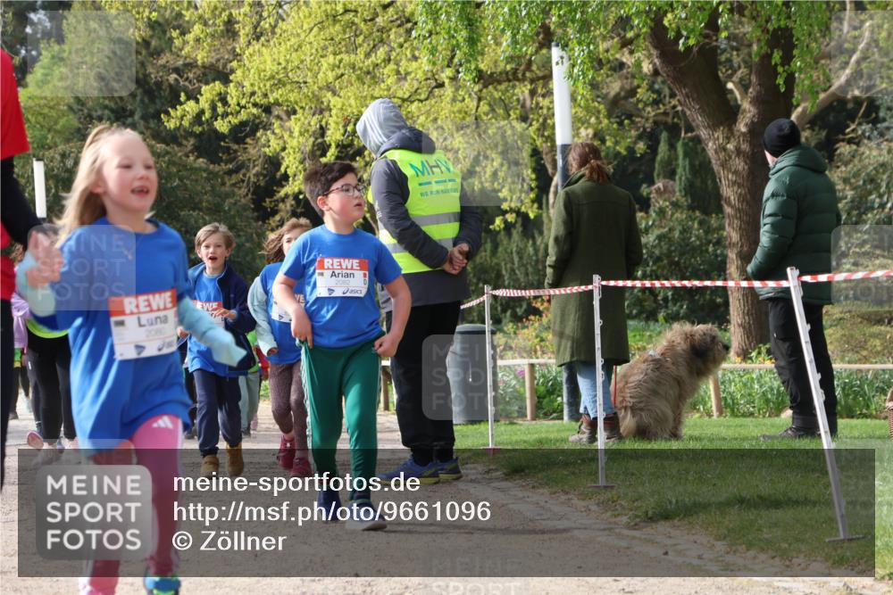 25.04.2026 - Das Zehntel Zöllner http://msf.ph/oto/9661096 25.04.2026 07:51:12 Laufen 2080, 2082 meine-sportfotos.de